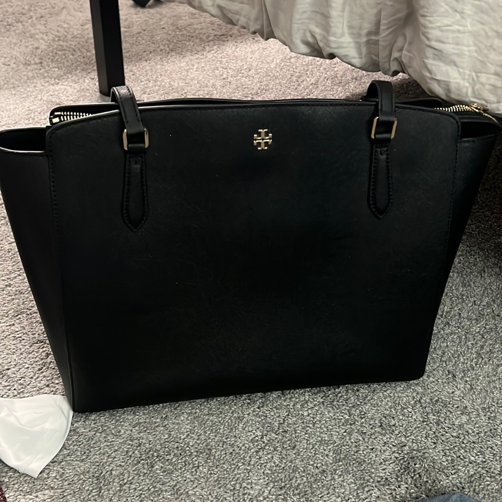 Beautiful tory Burch office shoulder bag